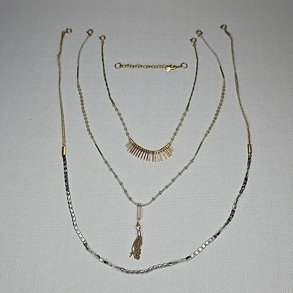 NIB - Retired Stella & Dot Riad Statement Necklace Versatile Gold Silver Rose - Picture 8 of 16